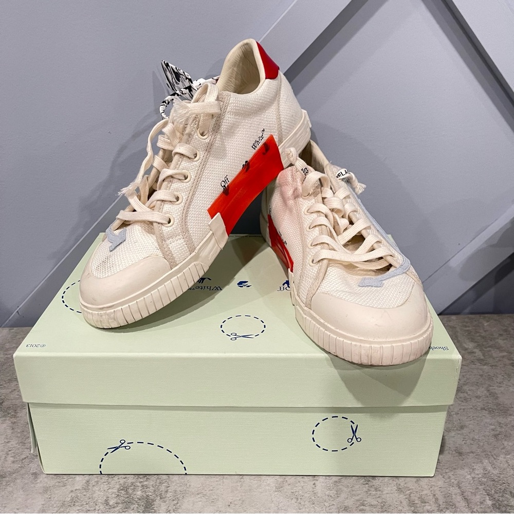 Off-White LOW VULCANIZED CANVAS WHITE LIGHT BLU | Size 43 Men’s